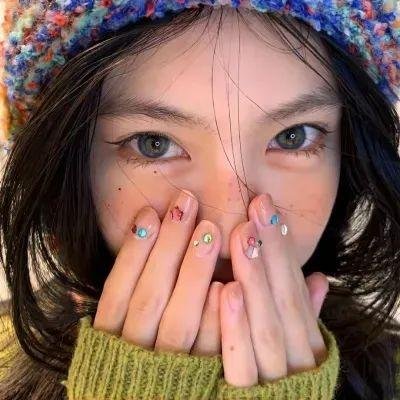 我最好的朋友是驱魔师海报